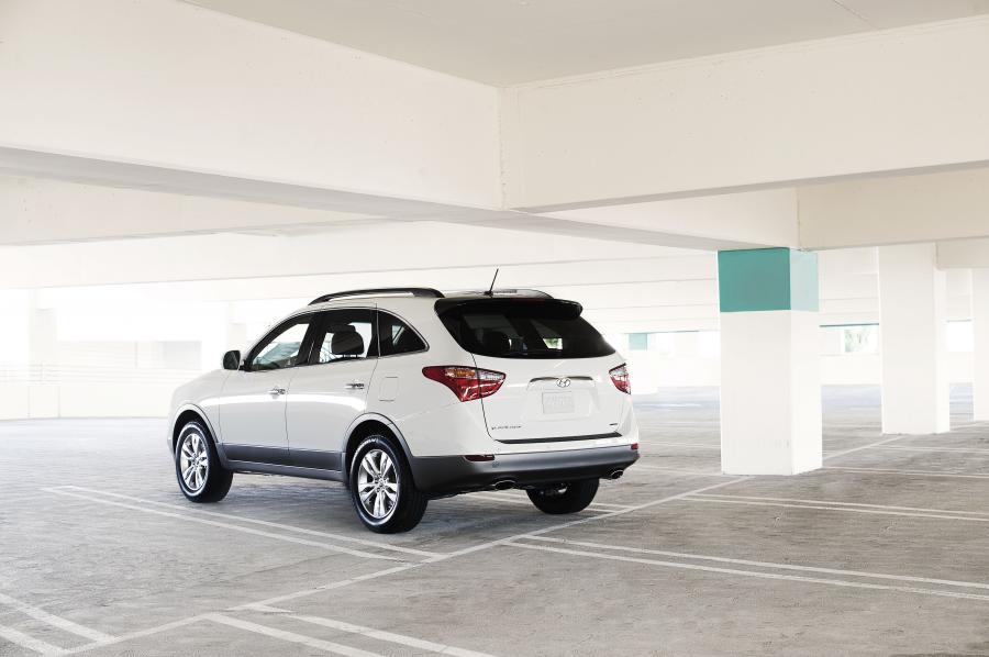  Hyundai Veracruz 2012 года  (фото 23 из 25)